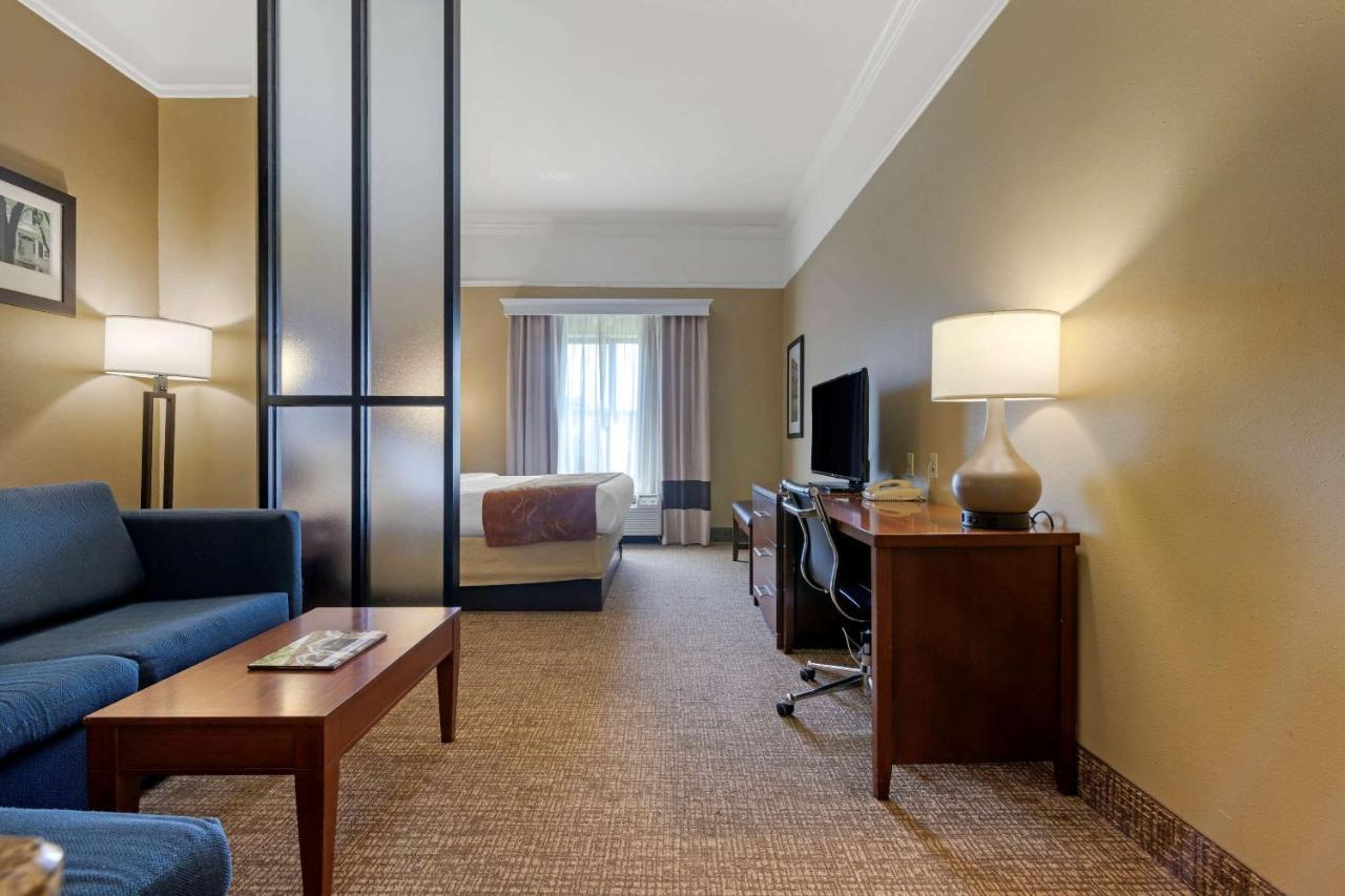 Comfort Suites Savannah North Port Wentworth Exterior foto
