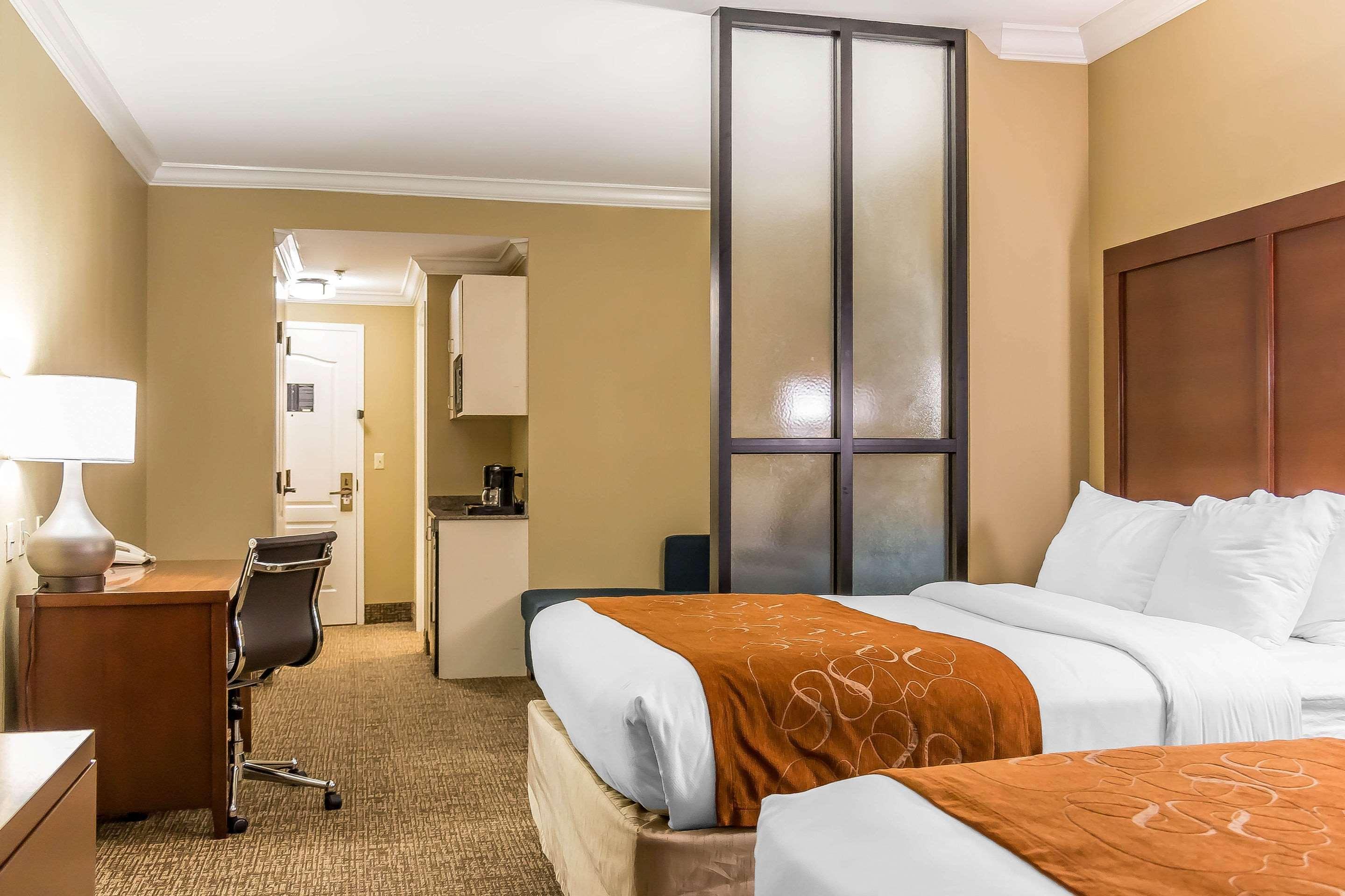 Comfort Suites Savannah North Port Wentworth Exterior foto