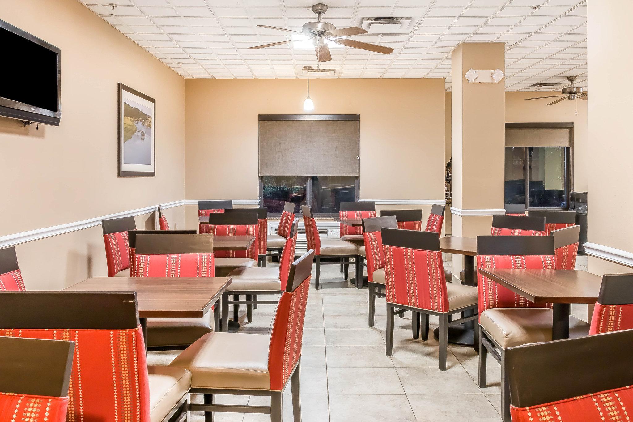 Comfort Suites Savannah North Port Wentworth Exterior foto