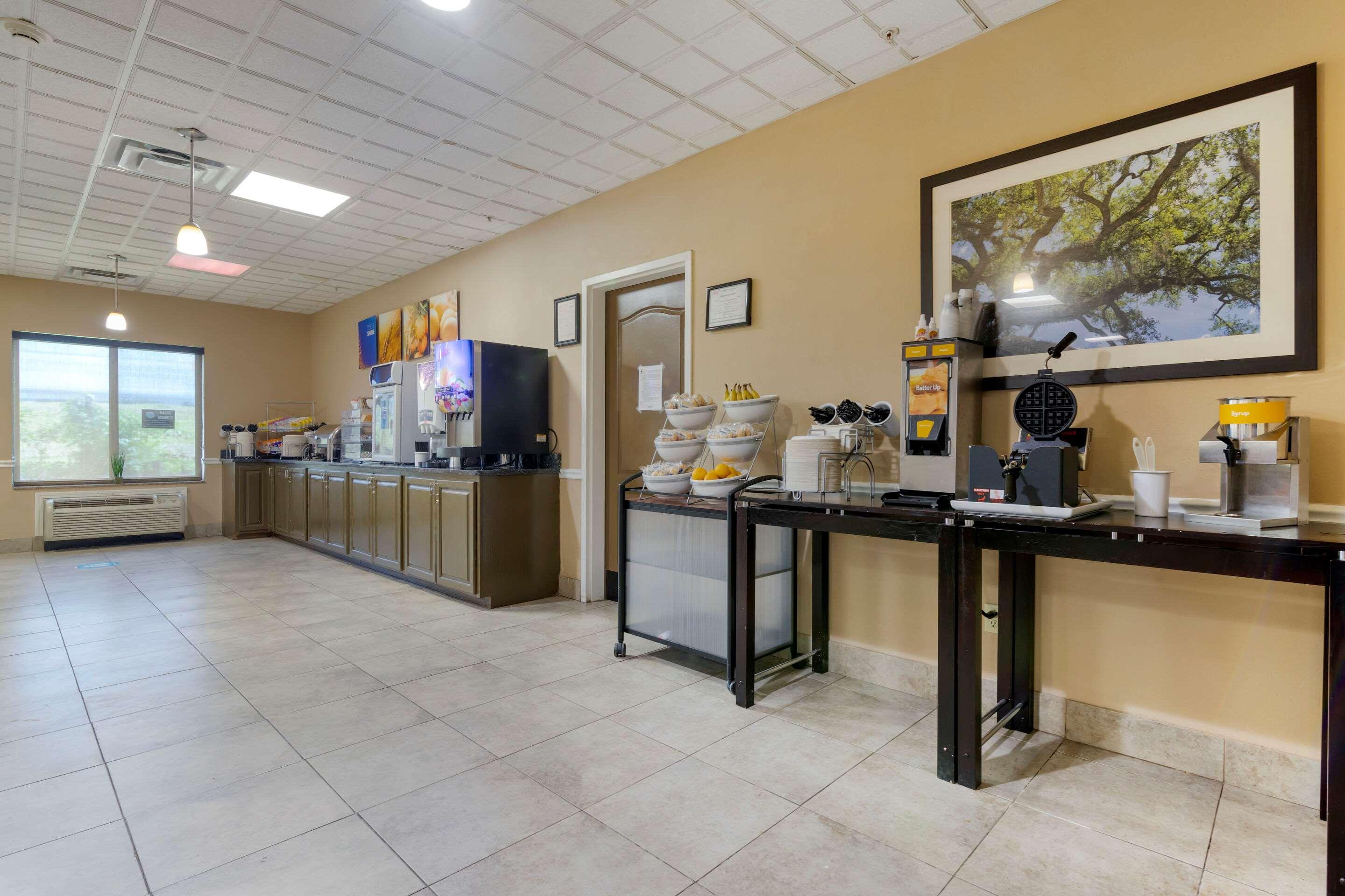 Comfort Suites Savannah North Port Wentworth Exterior foto